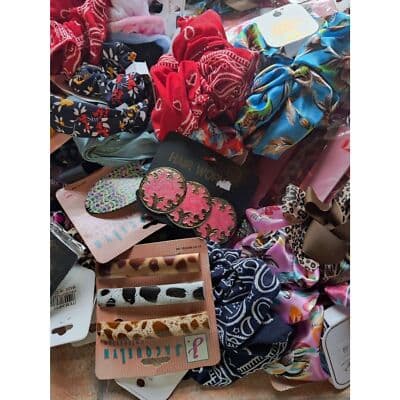 20 PC LOT Fashion Hair Accessories Salvage Shelf Pulls Assorted Styles and Brand - Thumbnail 5