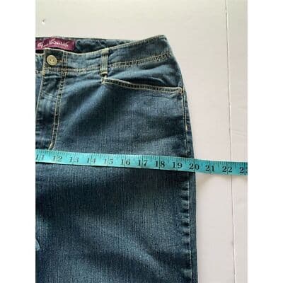 Gloria Vanderbilt Women's Capri Jeans Size 12 Blue Embroidered Cuffs - Thumbnail 5
