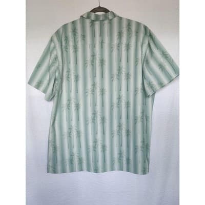 Solitude Green White Palm Tree Short Sleeve Button Down, Sz. XL - Thumbnail 2
