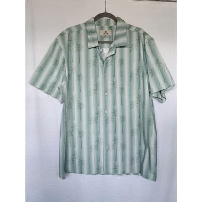 Solitude Green White Palm Tree Short Sleeve Button Down, Sz. XL - Thumbnail 3