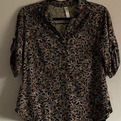 Per Seption Petite Women's PXL Floral Short Sleeve Blouse V-Neck Multicolorn - Image 1
