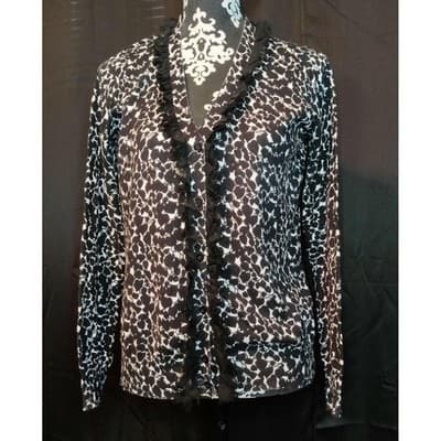 East 5th V-Neck Floral Print Long Sleeve Top Button Up Black White Size Medium - Image 1