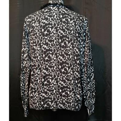 East 5th V-Neck Floral Print Long Sleeve Top Button Up Black White Size Medium - Thumbnail 4