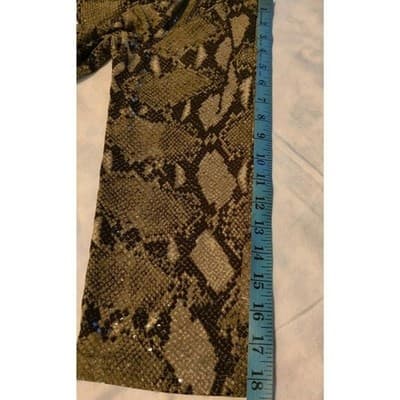 Susan Graver Womens Snakeskin Pattern Cut Out Sleeve Long Top Size M - Thumbnail 9