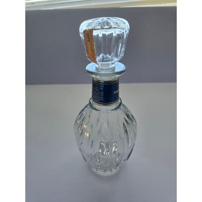 Seagrams VO Glass Decanter Bottle Crystal Cut Stopper 1977 Vintage Collectible - Image 1