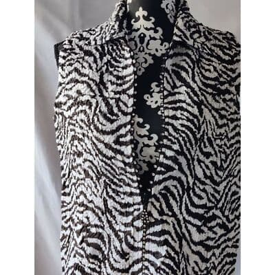Womens Rhinestone Zip Up Collared Top Balck White Leopard Print Vest Sleeveless - Thumbnail 3