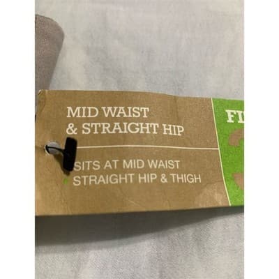 Mossimo Womens Khaki Bermuda Shorts Mid Waist Straight Hip Fit 3 Tan Size 4 NEW - Thumbnail 5