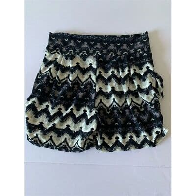 Indero Women's Zigzag Pattern Shorts Size S/M Elastic Waistband - Thumbnail 6