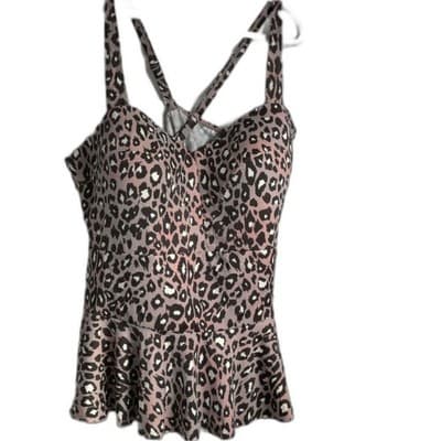 G.I.L.I. Mauve Leopard Print Peplum Tankini Swim Top Womens Plus Size 26W - Image 1