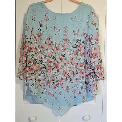 Sara Michelle Mint Green Floral Bell Sleeve Sharkbite Hem Blouse Large - Thumbnail 2