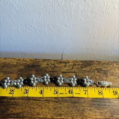 Pretty Silver Tone Faux Pearl Crystal Bead and Rhinestone Bracelet - Thumbnail 6