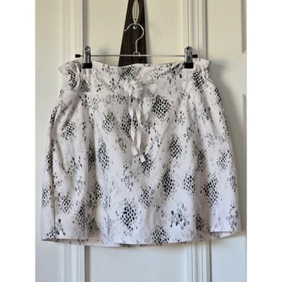 Athletic Tennis Skort Shorts Women Beige Performance Sportswear Size M - Image 1