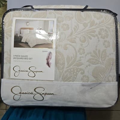 Jessica Simpson Queen 3 Piece Gauze Jacquard Bed Set Cream Floral Comforter Sham - Thumbnail 10