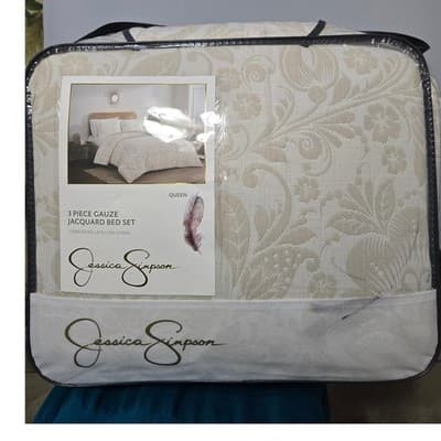 Jessica Simpson Queen 3 Piece Gauze Jacquard Bed Set Cream Floral Comforter Sham - Image 1