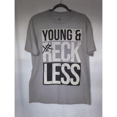 Young & Reckless T-shirt Gray Graphic Logo Size Large - Image 1