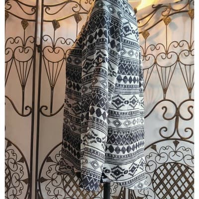 About a Girl Los Angeles Tribal Print Long Sleeve Button Up Blouse Shirt S - Thumbnail 10