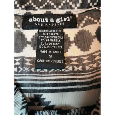 About a Girl Los Angeles Tribal Print Long Sleeve Button Up Blouse Shirt S - Thumbnail 3
