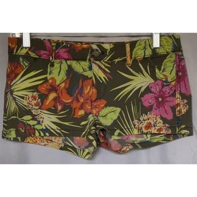 Holister Floral Stretch Print Hot Pants Shorts. Size 1 - Thumbnail 7