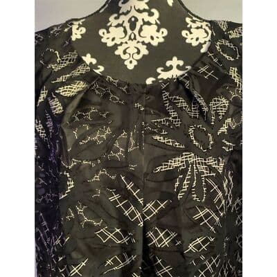 Chaus Women's Petite Floral Blouse Black Short Sleeve Size 8 Lightweight - Thumbnail 2