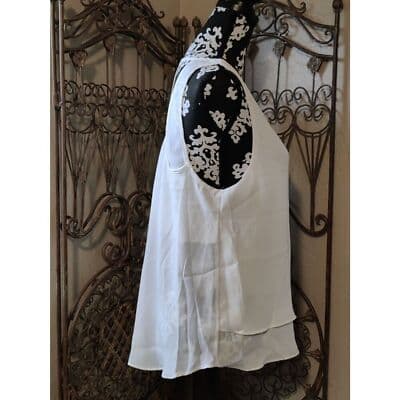 M`Women True Light Layered Sleeveless Racerback Asymmetric Hem Chiffon Top - Thumbnail 4