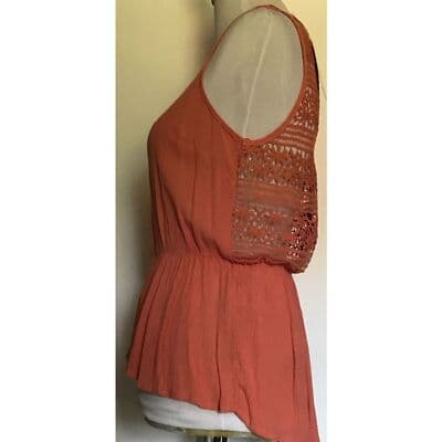 Women Coral INA Sleeveless Zip Top Crochet Accent Back Large NWT - Thumbnail 5