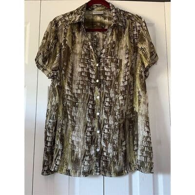 Avenue Women's Abstract Print V-Neck Blouse Size 18/20 Short Sleeve - Thumbnail 2