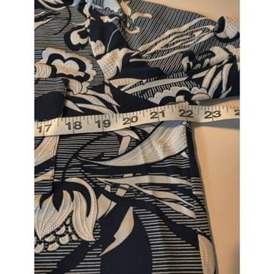 Lynn Ryan Womans Navy/white Floral Soft Long Sleeve Tie Cuffs Button Top Size L - Thumbnail 7
