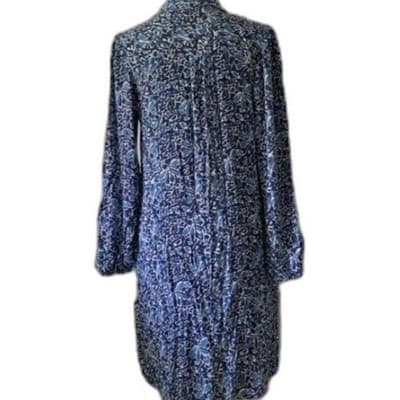 Well Worn Blue Floral Shirt Dress Womens Medium Long Sleeve Button Front Batik - Thumbnail 4