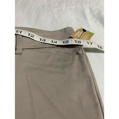 VTG. Mossimo Women's Size 4 Shorts Beige Flat Front Casual Summer - Thumbnail 6