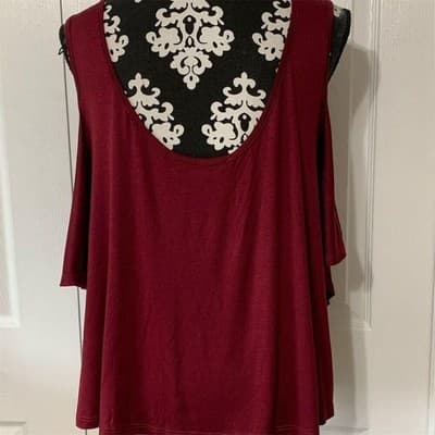 Shop The Trends Women's S Red Asymmetrical Hem Tank Top Sleeveless - Image 1