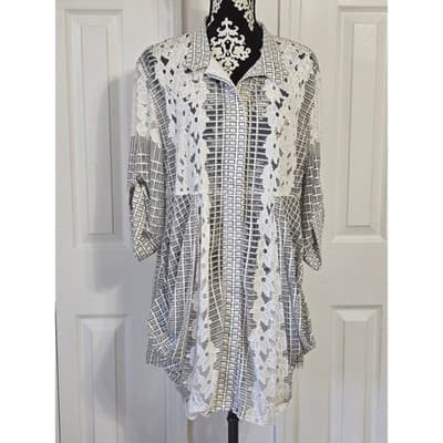 Womens Geometric Square Print V Neck Blouse Casual Top - Thumbnail 14