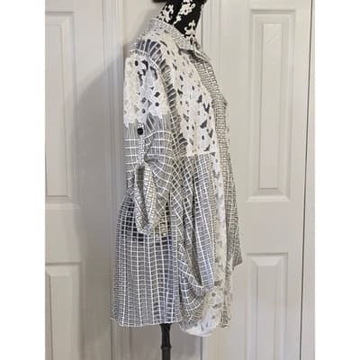 Womens Geometric Square Print V Neck Blouse Casual Top - Thumbnail 8