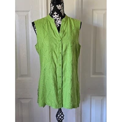 Womens Green Textured Button Up Shirt Long Sleeve - Image 1