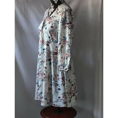Mudd Womens Floral Quarter 3/4 Sleeve Dress Tie V-Neck White Size Small - Thumbnail 4