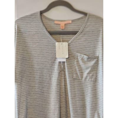 NWT Rebellious One Womens Stripes Short Sleeve V-Neck Top Blue Pink Size Small - Thumbnail 2