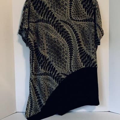 100% Feminin Paris Animal Print Asymmetrical V-Neck Tunic Top Black Tan - Thumbnail 5
