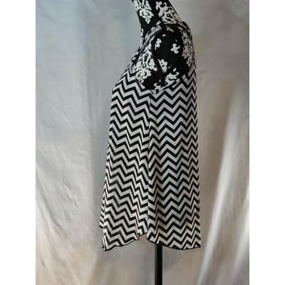 Tyche Black White Chevron Halter Neck Flowy Tunic Top Shirt Small - Thumbnail 9