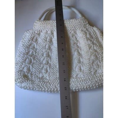 Vintage White Knit Handbag with Round Plastic Handles - Thumbnail 2