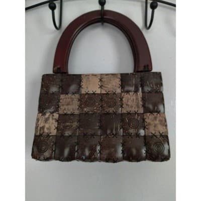 Urthbags Handcrafted Coconut Shell Handbag - Thumbnail 5