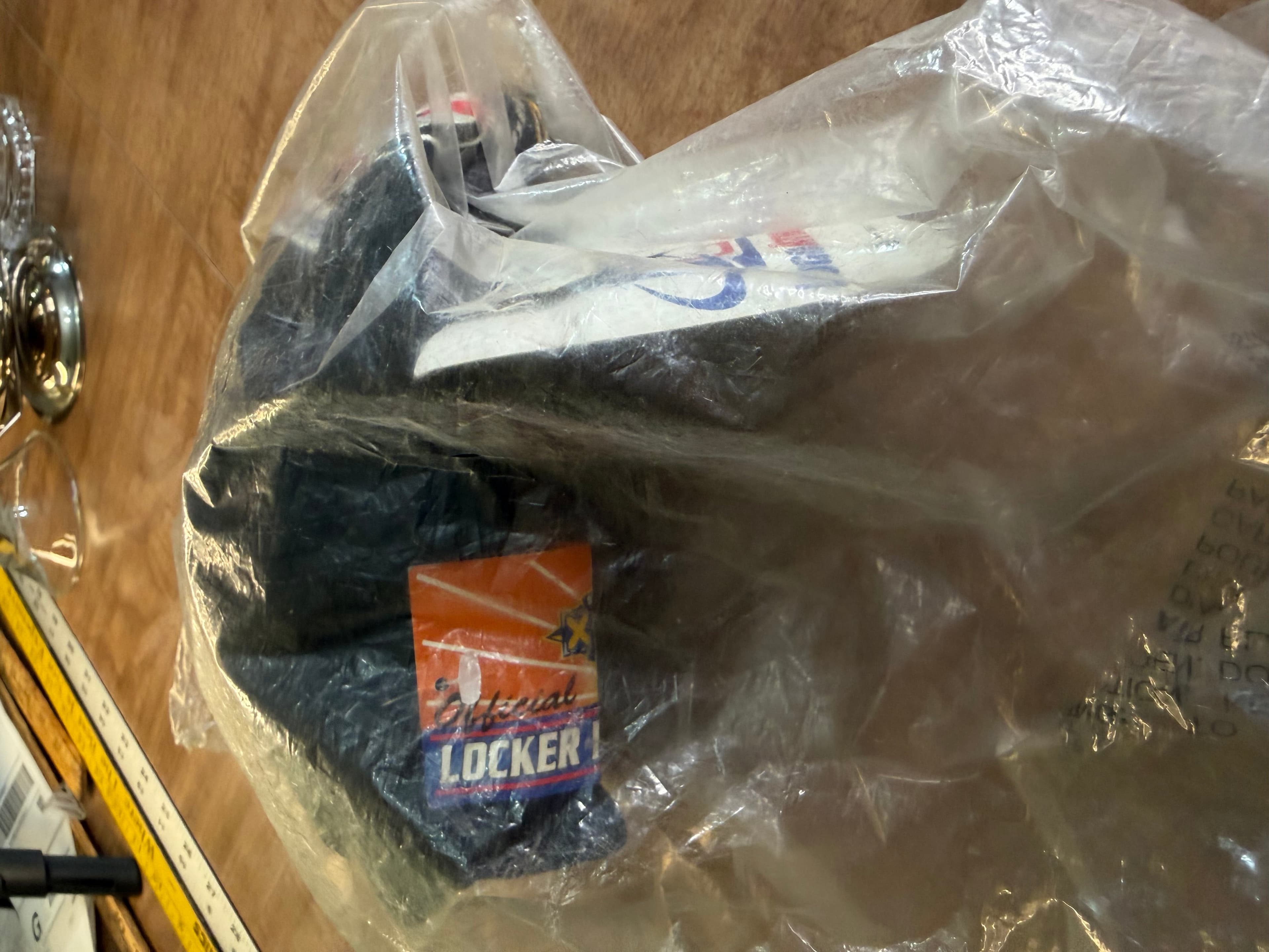 Super Bowl 32 Champions Denver Broncos Hat - Thumbnail 2