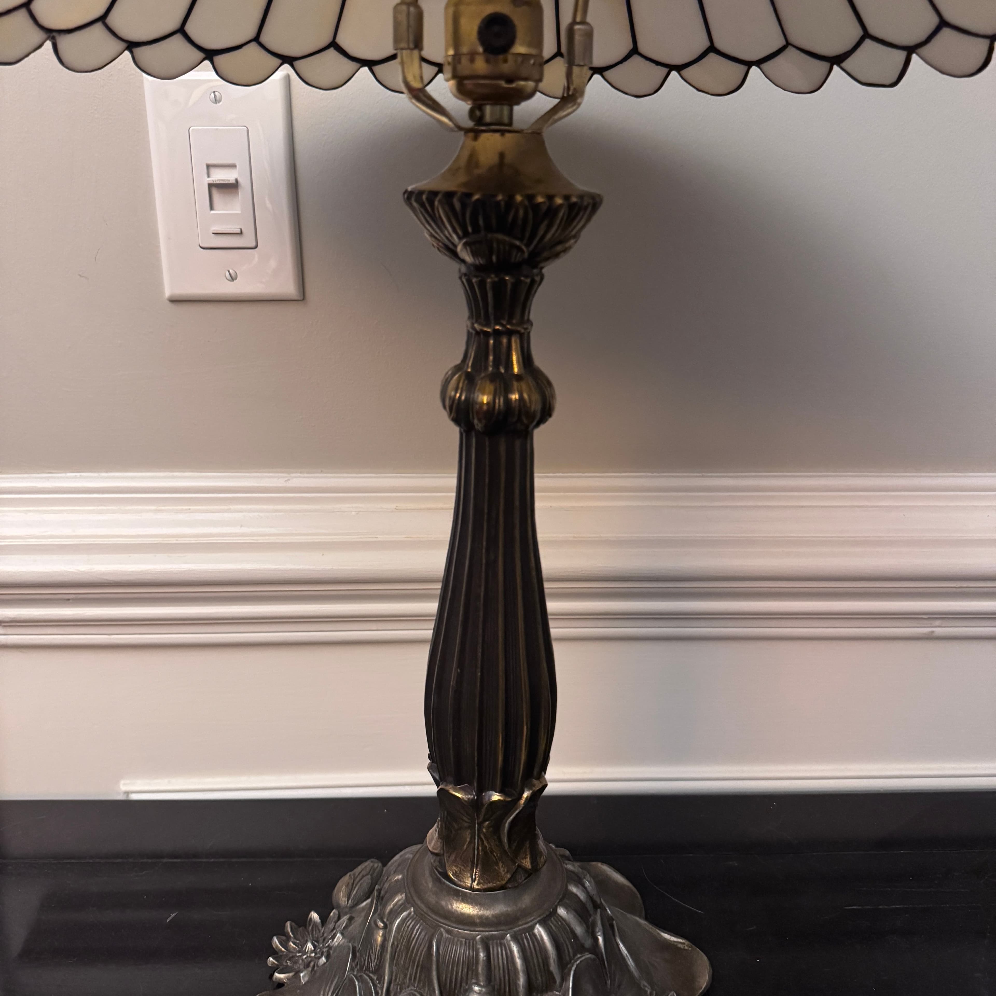 Stained Glass Table Lamp - Thumbnail 4