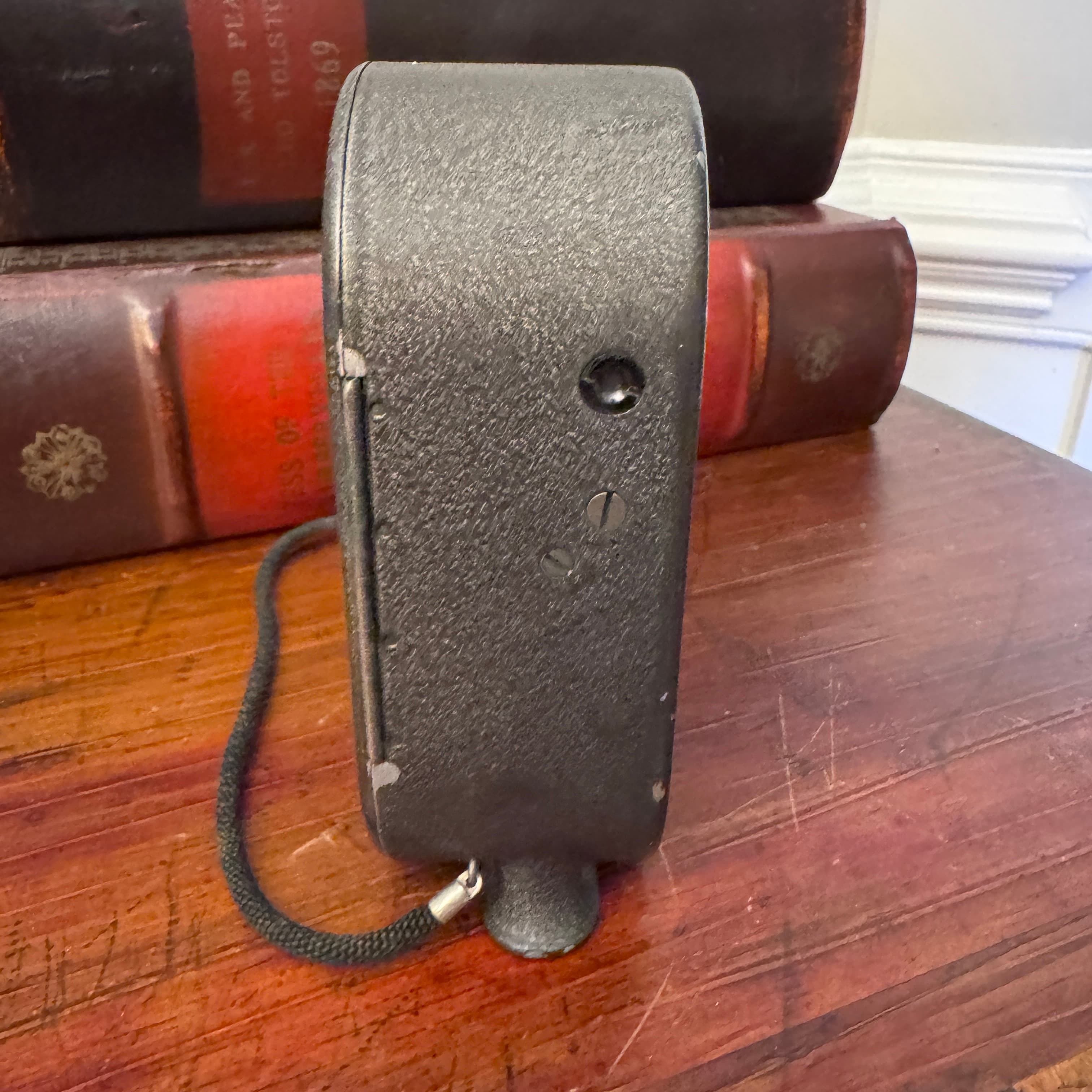 Bell & Howell Film Double Run Eight Camera - Thumbnail 5