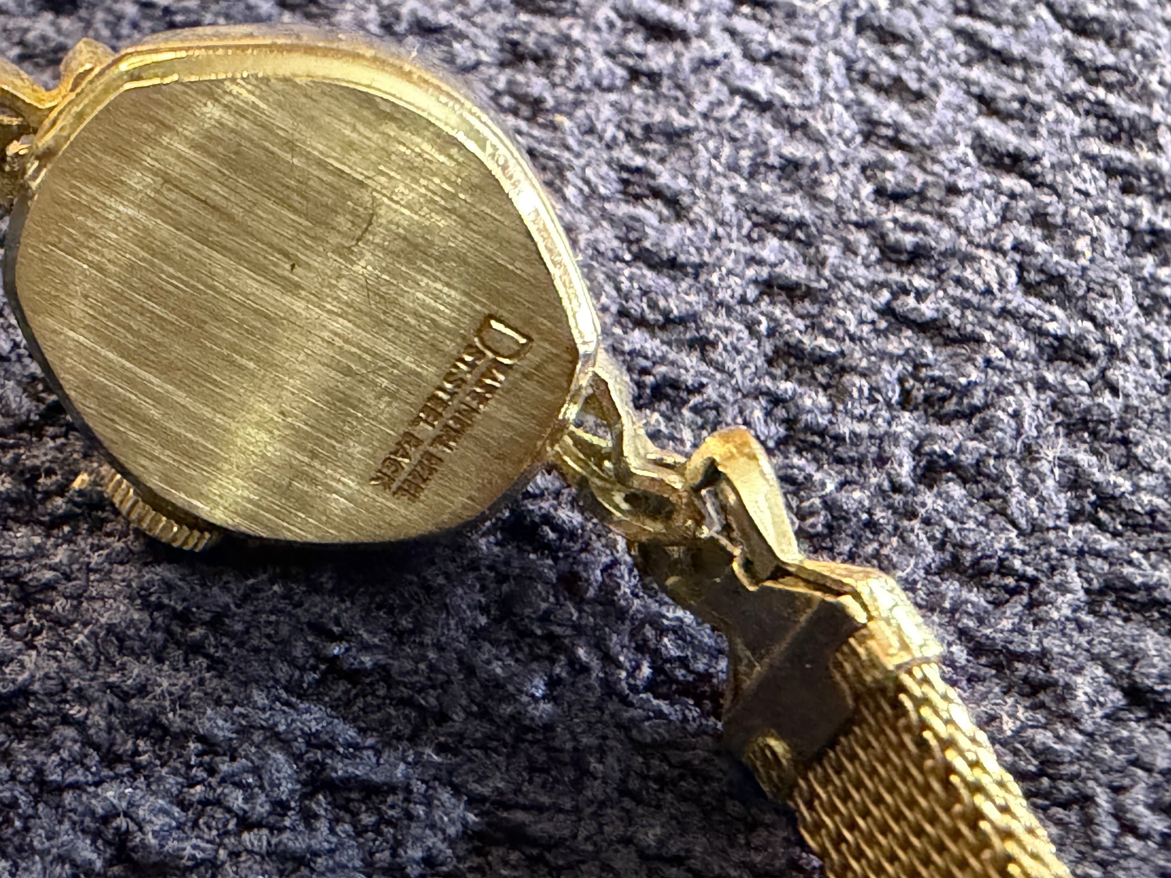 Vintage Bulova 17 Jewels Ladies Silver Tone Cocktail Watch Diamond Accent Floral Lug Mesh Bracelet - Thumbnail 5