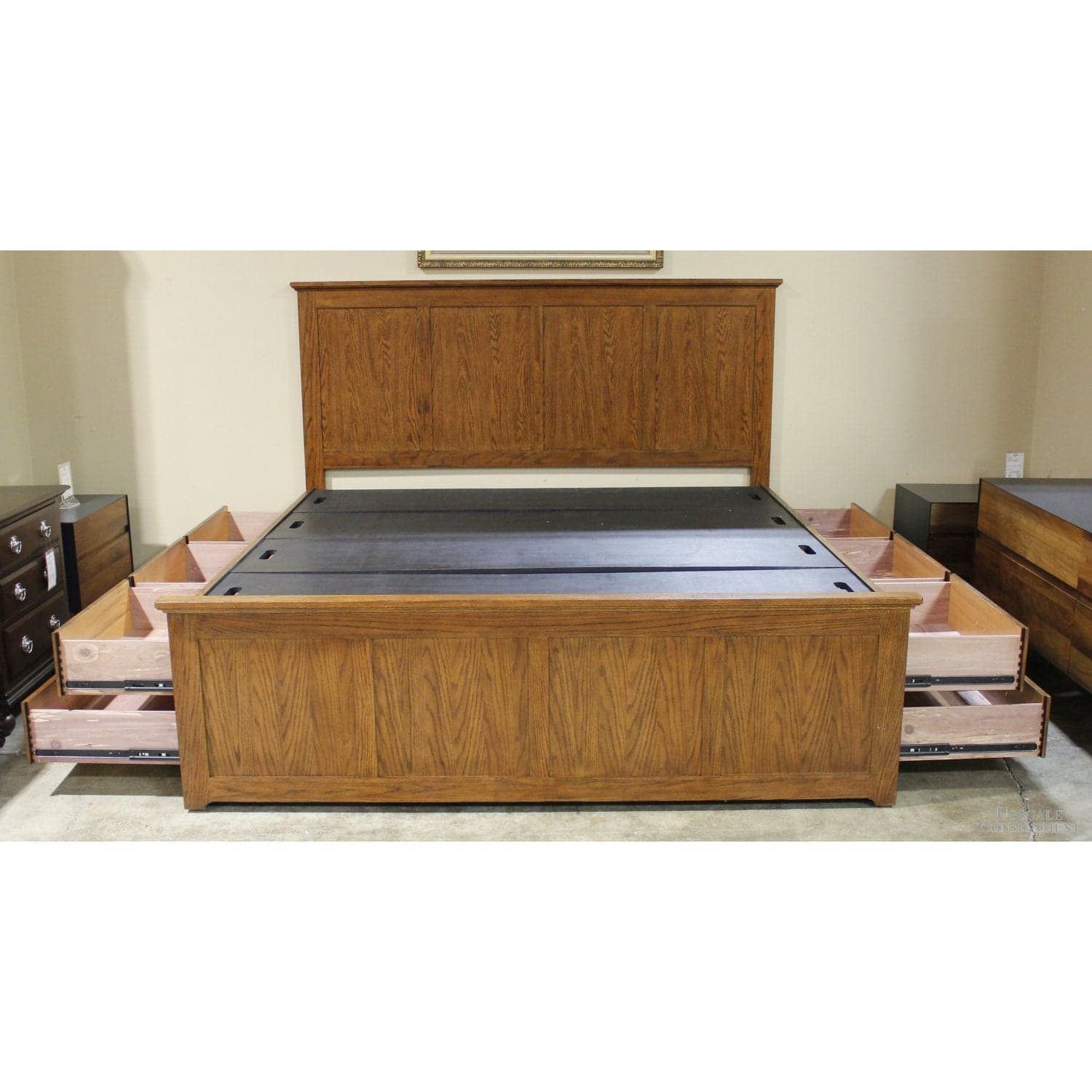 Intercon Furniture King Bed w/12 Drawer Storage - Thumbnail 2