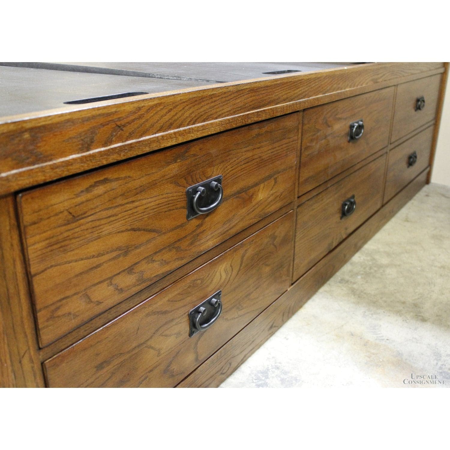 Intercon Furniture King Bed w/12 Drawer Storage - Thumbnail 8