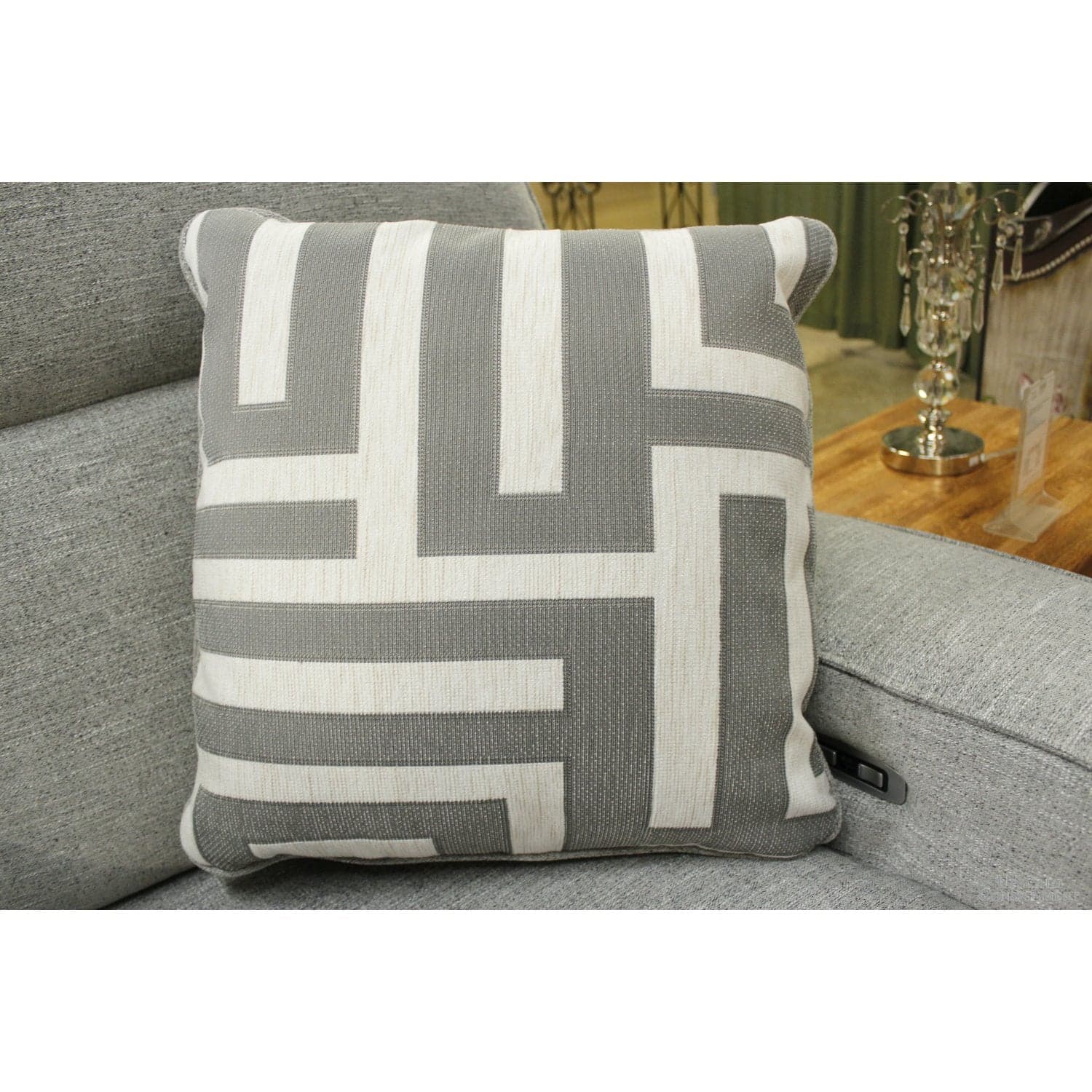 Ashley "Biscoe Pewter" Power Reclining Loveseat - Gray - Thumbnail 10