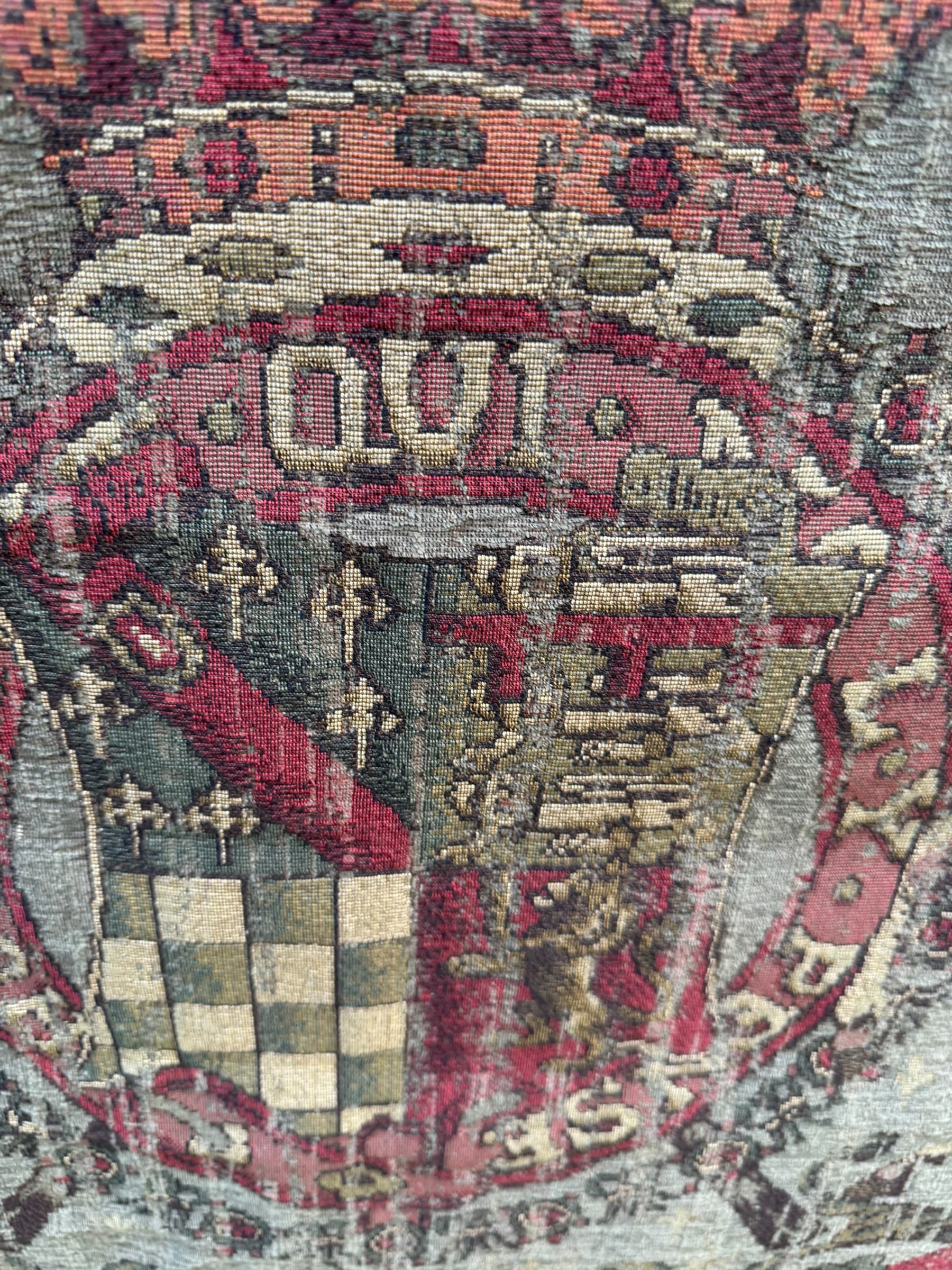 Vintage Heraldic Coat of Arms Tapestry Wall Hanging Lion Unicorn Woven Panel - Thumbnail 4