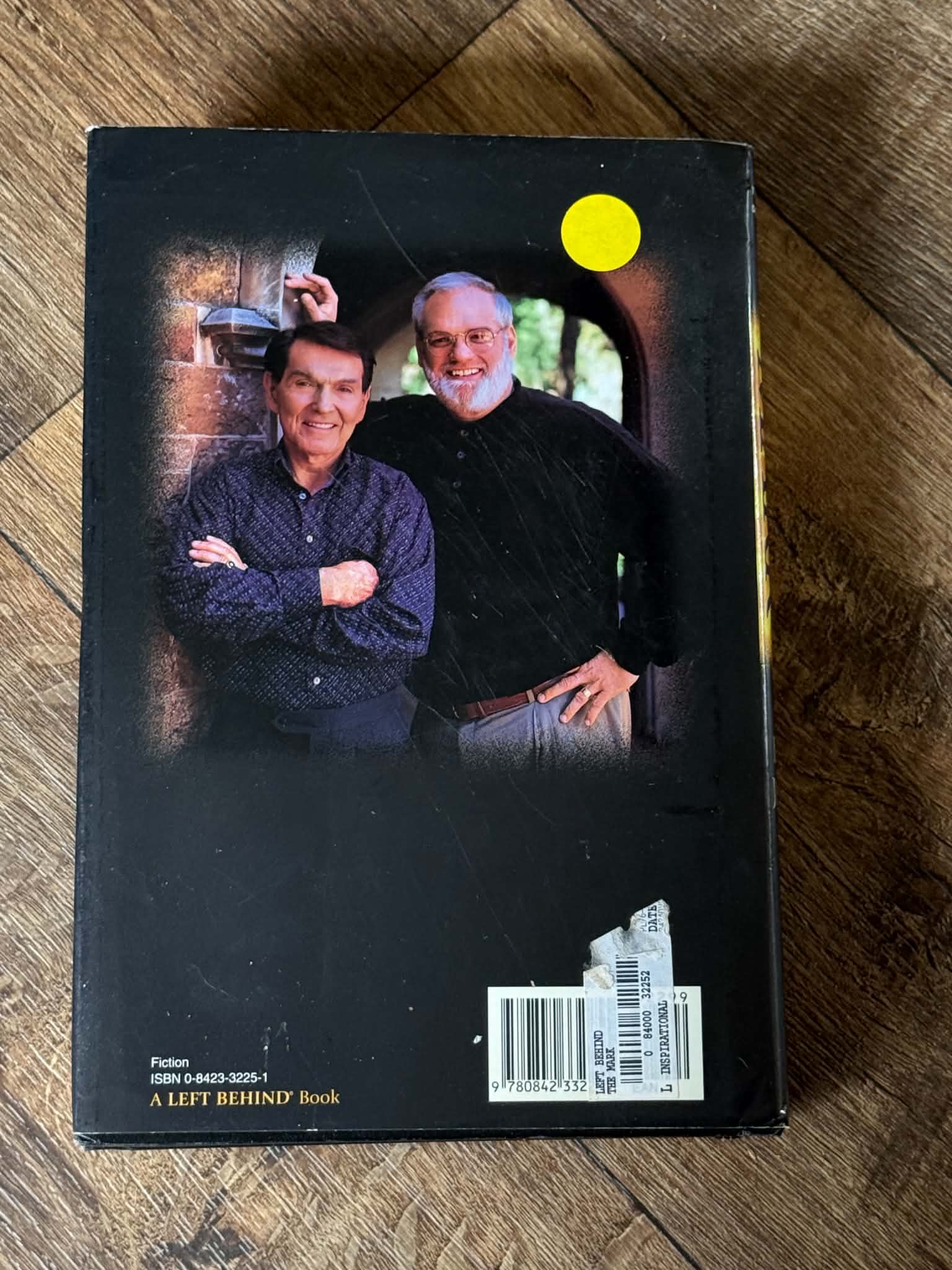 The Mark - The Beast Rules the World by Tim LaHaye & Jerry B. Jenkins - Thumbnail 3