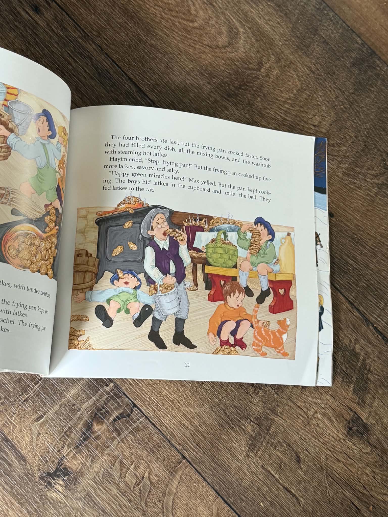 Latkes, Latkes Good to Eat by Naomi Howland - Thumbnail 3