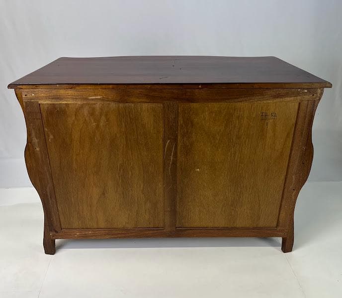 Vintage French Provincial Style Carved Bombé Commode - Thumbnail 5